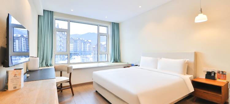 北大湖山湖居酒店图片