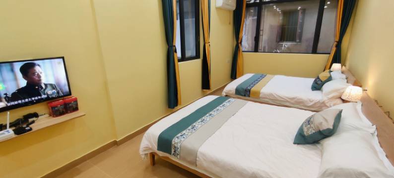 拾贰家民宿(潮州古城牌坊街店)图片