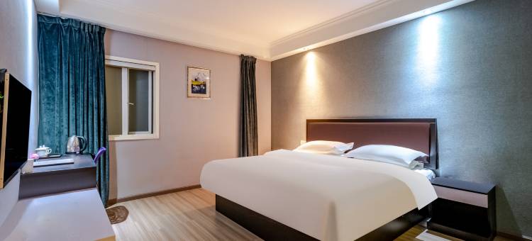 热带雨林假日酒店(杭州九堡客运中心店)图片