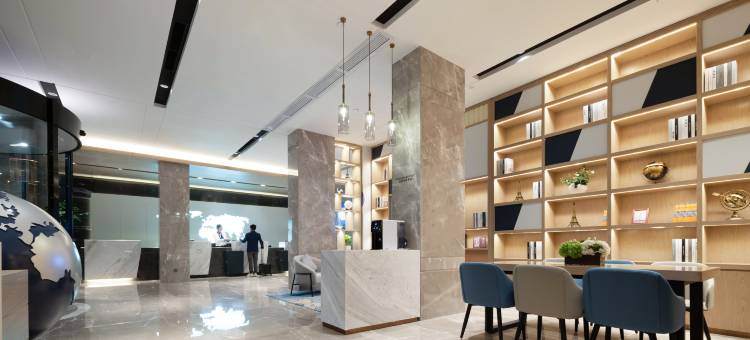 凯里亚德酒店(荆州新天地人信汇店)图片