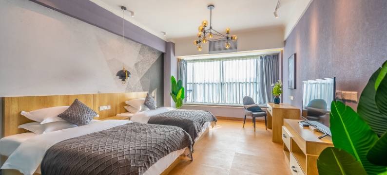 蔓菲公寓(佛山高明汽车客运站华盈广场店)图片