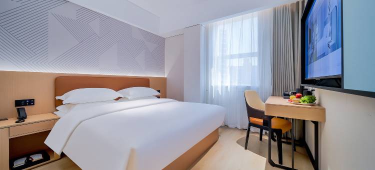 柏曼酒店(烟台南大街万达广场店)图片