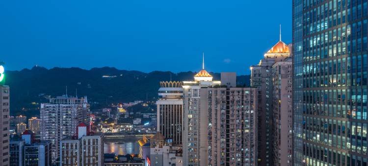 重庆千合日善高空江景酒店图片