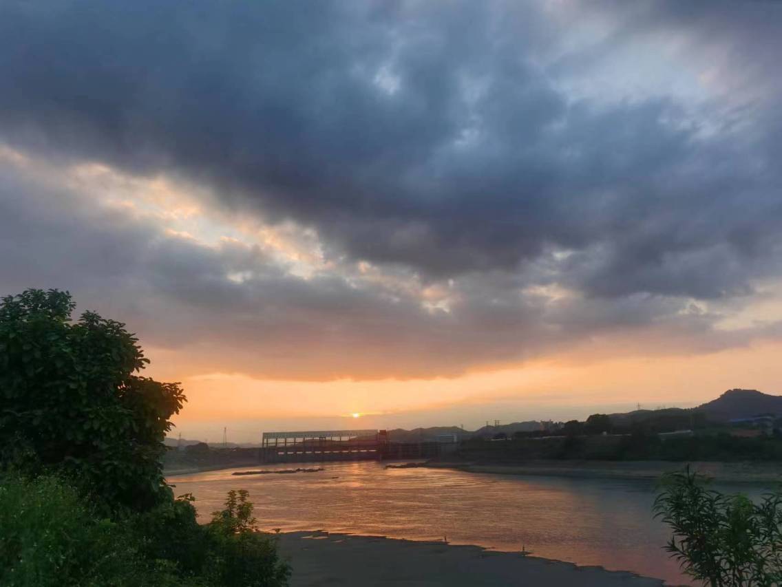 格美酒店(梧州站三祺城店)图片