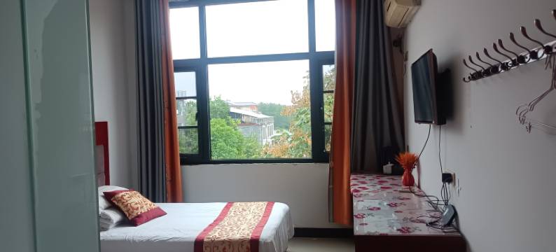 嵖岈山杨家野菜园宾馆图片