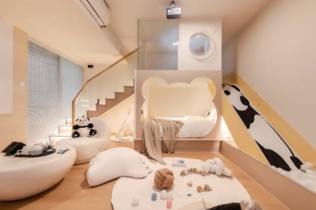 Panda Trapped · Full Suite | Designer Vacation Homestay (Chengdu Panda Base Branch)