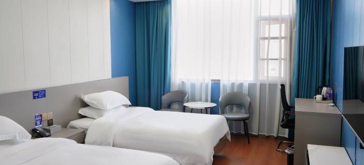 群豪国际酒店(南阳雪枫中路卧龙公园店)图片