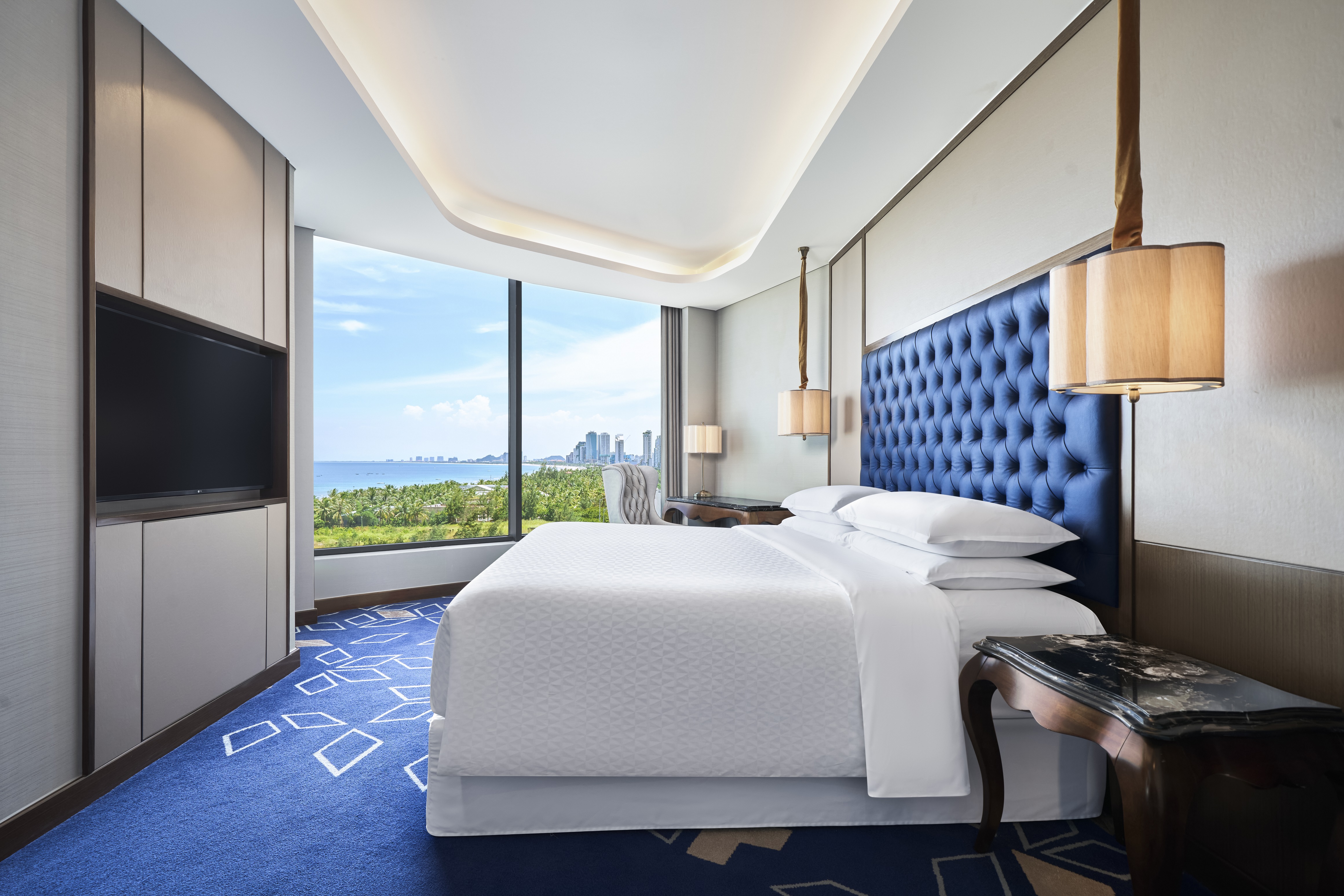 Four Points by Sheraton Danang Over view