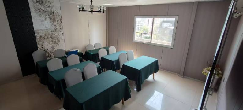 北泰假日酒店(汉中高铁站店)图片