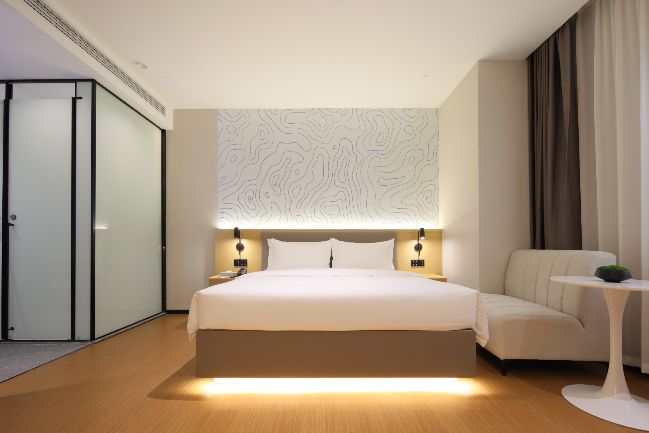 Starway Hotel (Huanggang Normal University) Over view