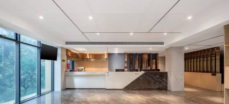 蚂蚁光年电竞酒店(重庆江北机场回兴地铁站店)图片