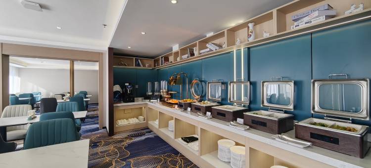 潮漫酒店(哈尔滨中华巴洛克风情街江畔路店)图片