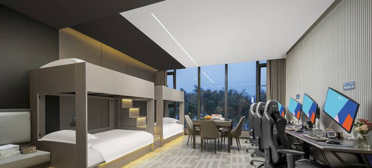 爱电竞酒店(崇州高铁站滨江路店)图片