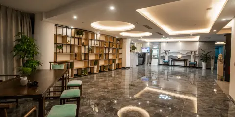 逸旅酒店(河源第一高噴泉太平古街店)