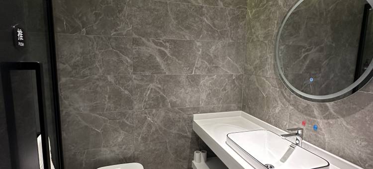 尚客优悦酒店(银川奥特莱斯砂之船店)图片