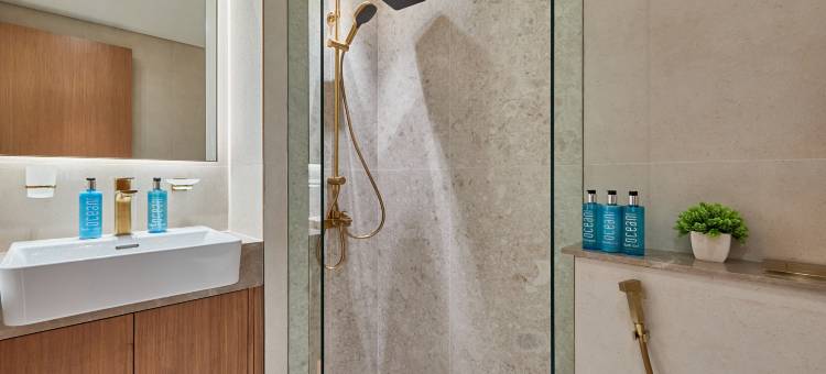 bnbme | JVC 现代单间公寓，带泳池和城市景观(bnbme | Modern Studio in JVC w/ Pool & City View)图片