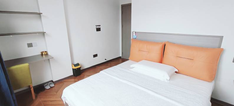 丫丫民宿(明清宫轻轨站店)图片