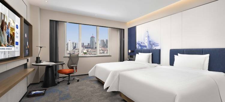 青岛五四广场奥帆中心希尔顿欢朋酒店图片