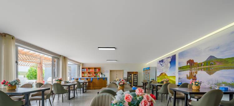 火山古驿(乌兰哈达店)图片