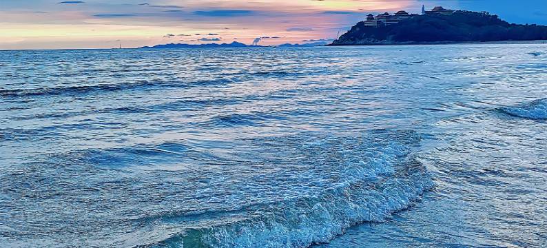 听海云风沙滩小苑图片