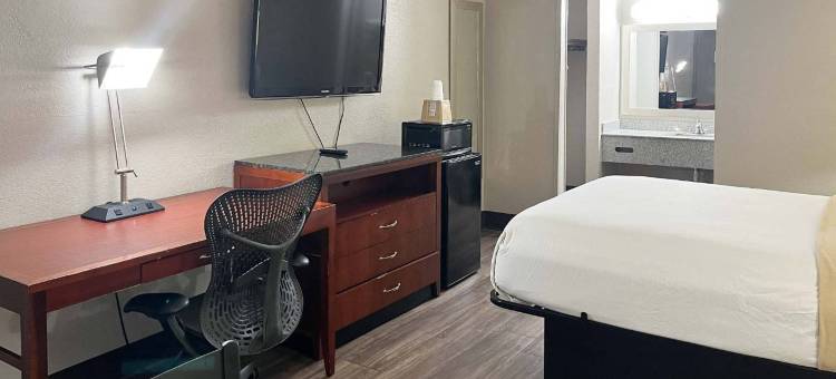 Motel 6 Raleigh, NC – Downtown South图片