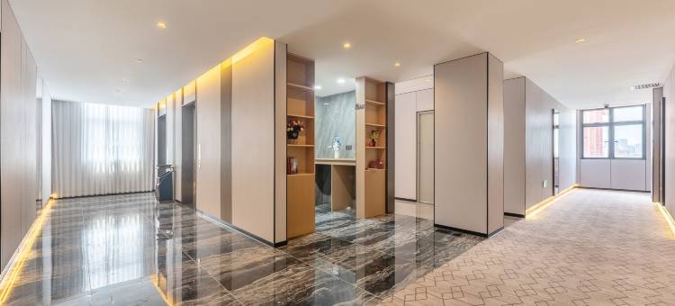 云枫城季酒店(佛山南海影视城南国桃园店)图片