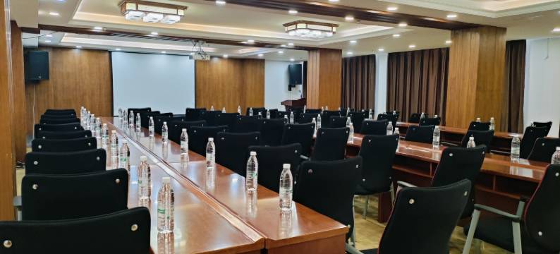 利安酒店(南康家具城店)图片