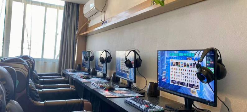 合肥超神电竞酒店(安徽大市场合肥火车站店)图片