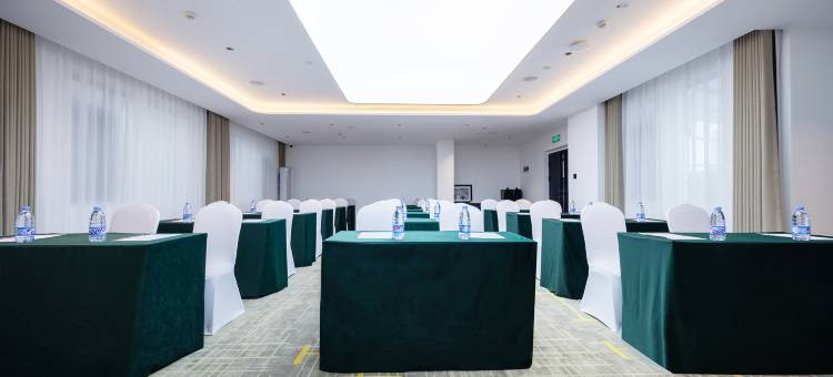 美豪R酒店(昆明万象城火车站店)图片