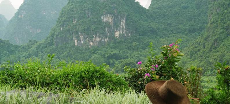 阳朔发呆悬空温泉轻奢极景酒店(十里画廊遇龙河店)图片