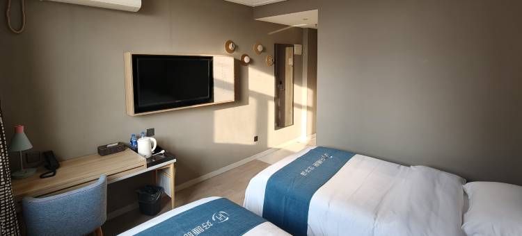 华驿精选酒店(乌鲁木齐科学院小西沟地铁站店)图片