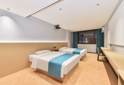 Jili Hotel Hotel Overview