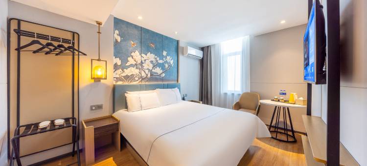 白玉兰酒店(西宁大新街夜市莫家街店)图片