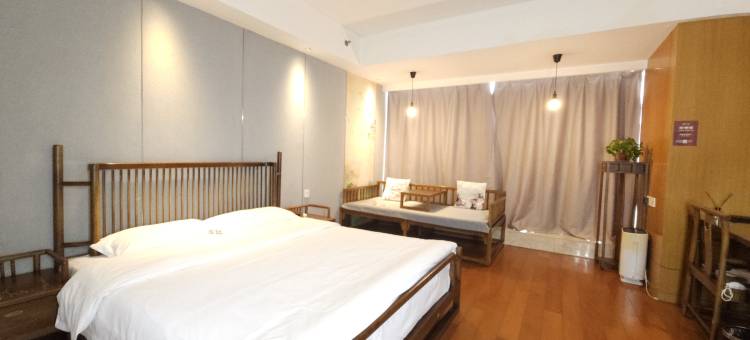 逸轩精选公寓(天津滨海站宝龙广场店)图片