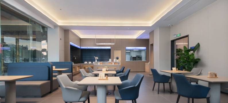 欢漫酒店(长沙麓谷涉外经济学院店)图片