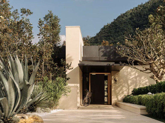 阿那亚三亚 y HOTEL 酒店