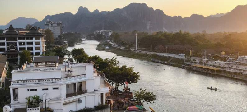 Tulip Elegant Riverside Vang Vieng图片