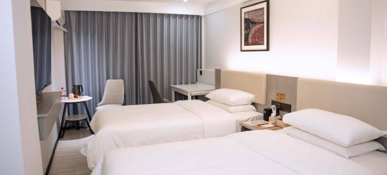 华侨智能酒店(全南站前路店)图片