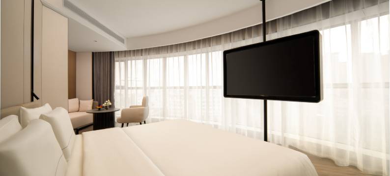 琼海高铁站爱华东路亚朵酒店图片