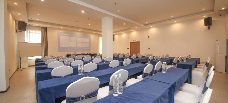 柏曼酒店(梧州高新店)图片