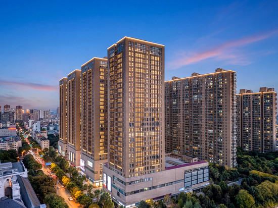 HAMPTON·汉普高空观景酒店(昆明火车站大悦城店)