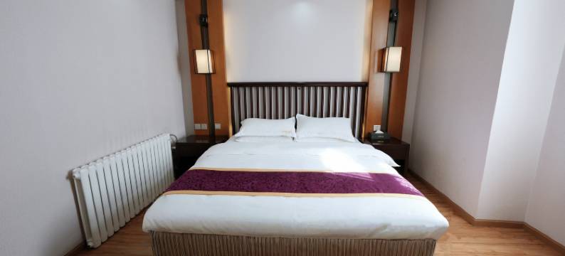 德格浙川康巴大酒店(印经院店)图片