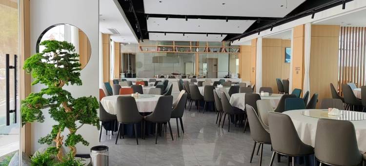 四姑娘山宾馆(长坪沟景区店)图片