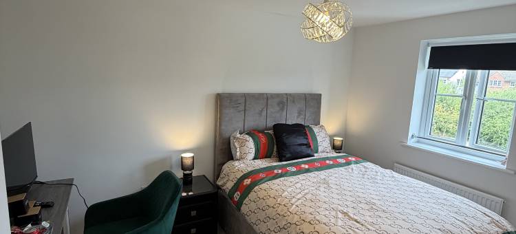 格里姆斯比精美新建家庭旅馆，提供免费停车(Beautiful New-Build Home in Grimsby With free parking)图片