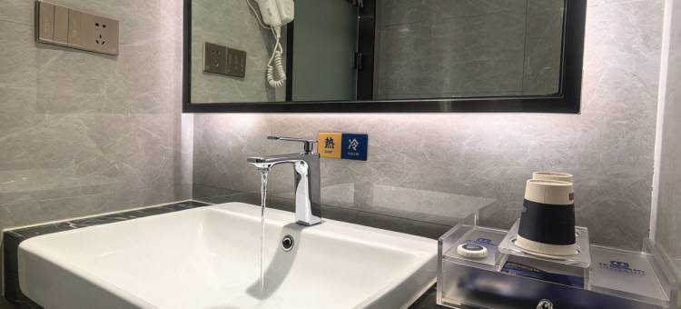 优程酒店(玉林市政府万达广场店)图片