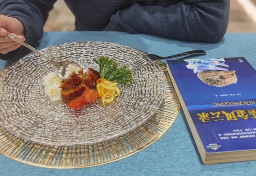 Foodie Guest House Hotel Overview