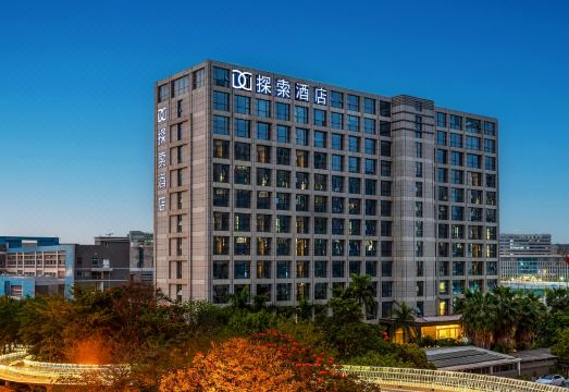 Discovery Hotel Hotel Overview