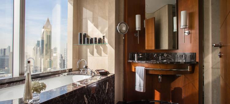 迪拜卓美亚阿联酋塔酒店(Jumeirah Emirates Towers Dubai)图片