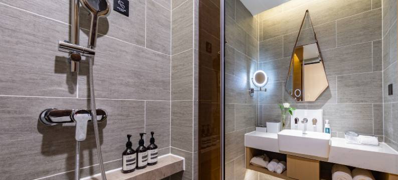 成都太古里天府广场地铁站亚朵酒店图片