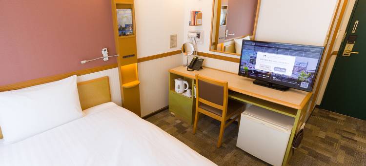 东横川崎站前伊莎旅馆(Toyoko Inn Kawasaki Ekimae Isago)图片